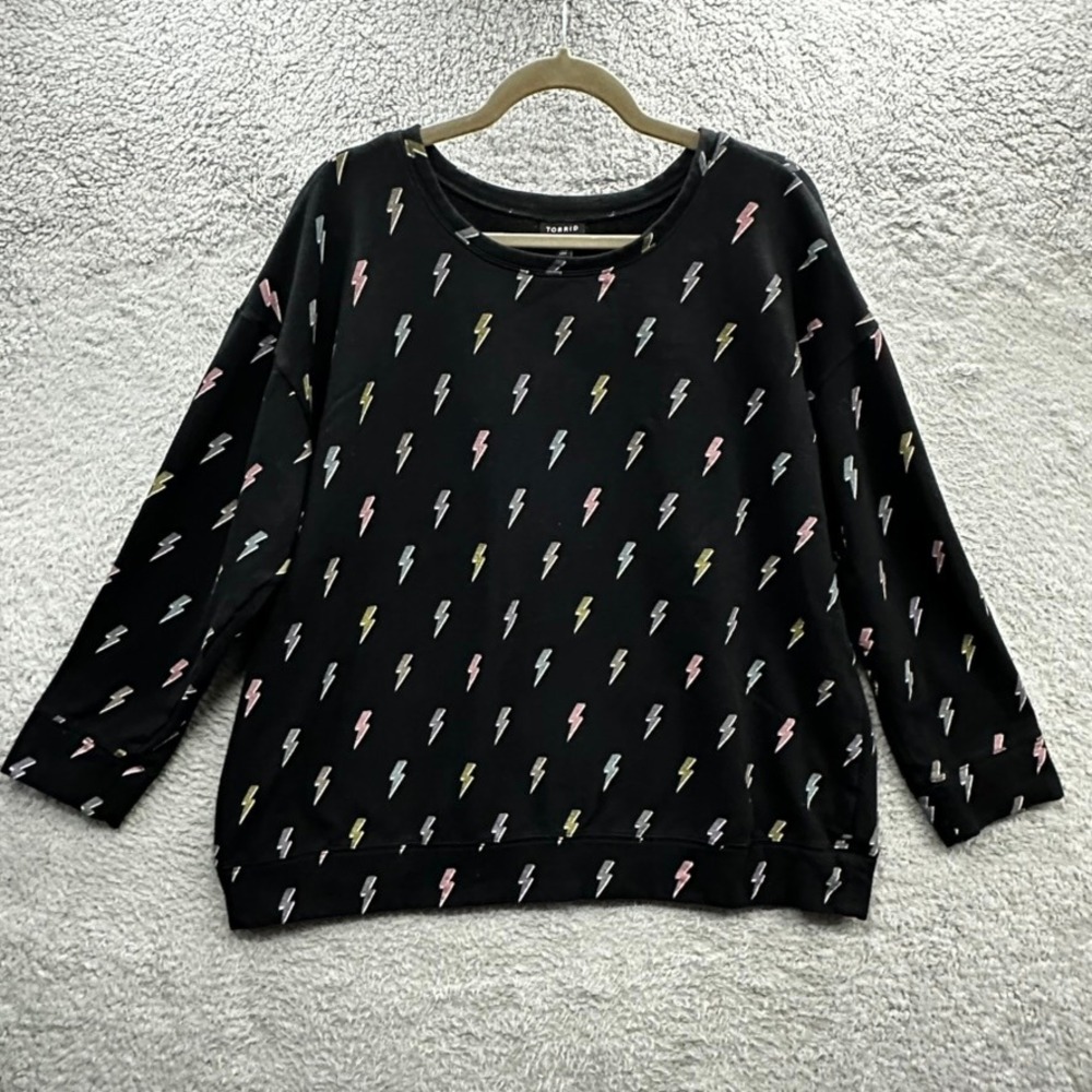 Torrid Women's Size 1 Black Lightning Bolt Print Sweatshirt Crew Neck Comfort